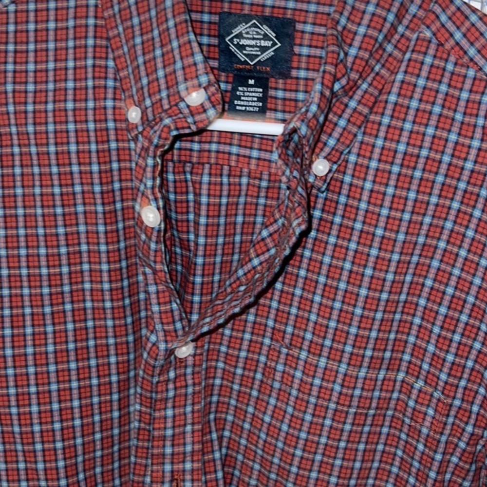 Button down shirts - Picture 5 of 16